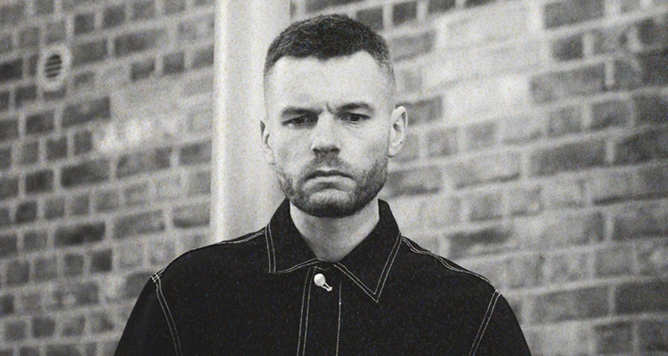 Ewan Sim - Pop Rock music artist